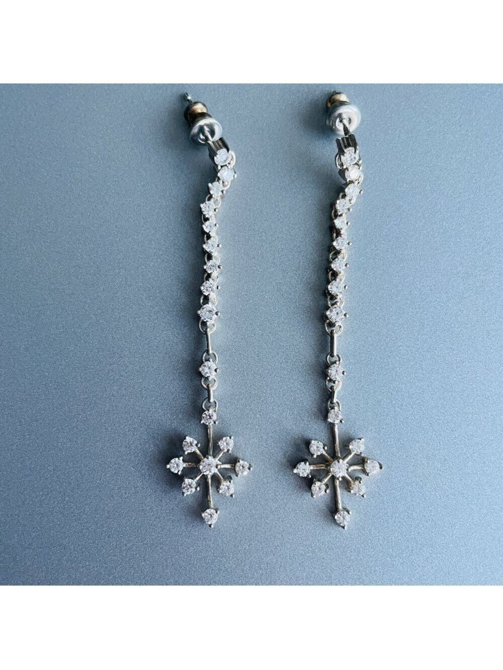 Shiny Cubic Zirconia CZ Snowflake Flower Sterling Silver Dangle Drop Ear…